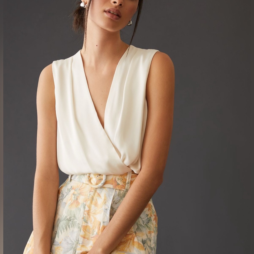 NWT Favorite Daughter The Sleeveless Date Blouse